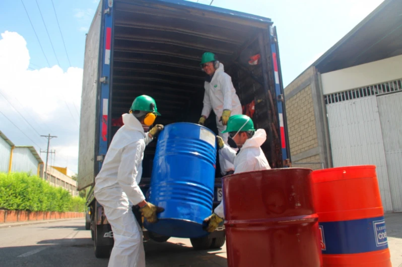 transporte de rejeitos radioativos de empresa